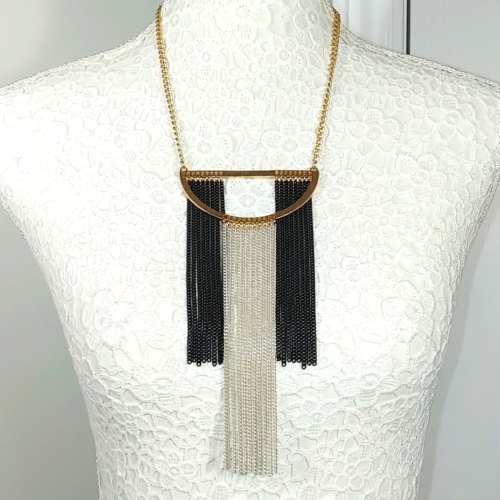 Multi chain statement necklace NWT